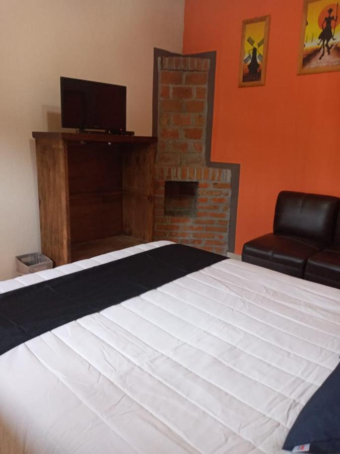 Casa Manning Y Salon La Troje Otel Omitlan de Juarez Dış mekan fotoğraf